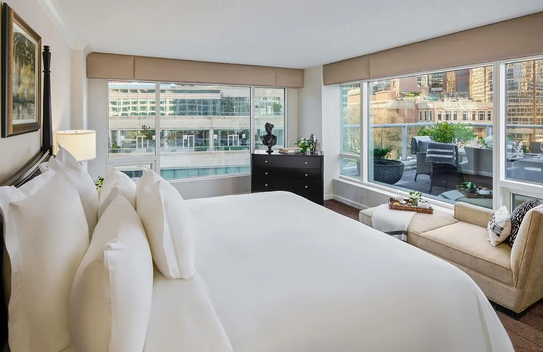 Fairmont Waterfront-1